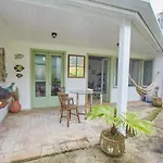 Chale Da Vela Charm And Comfort In Ubatuba